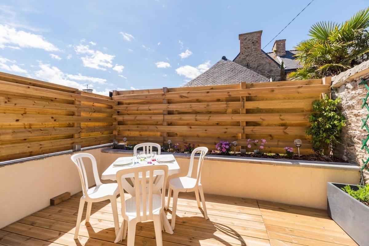 Jolie Maison En Pierre Vue Sur Mer A Ploubazlanec Exteriér fotografie